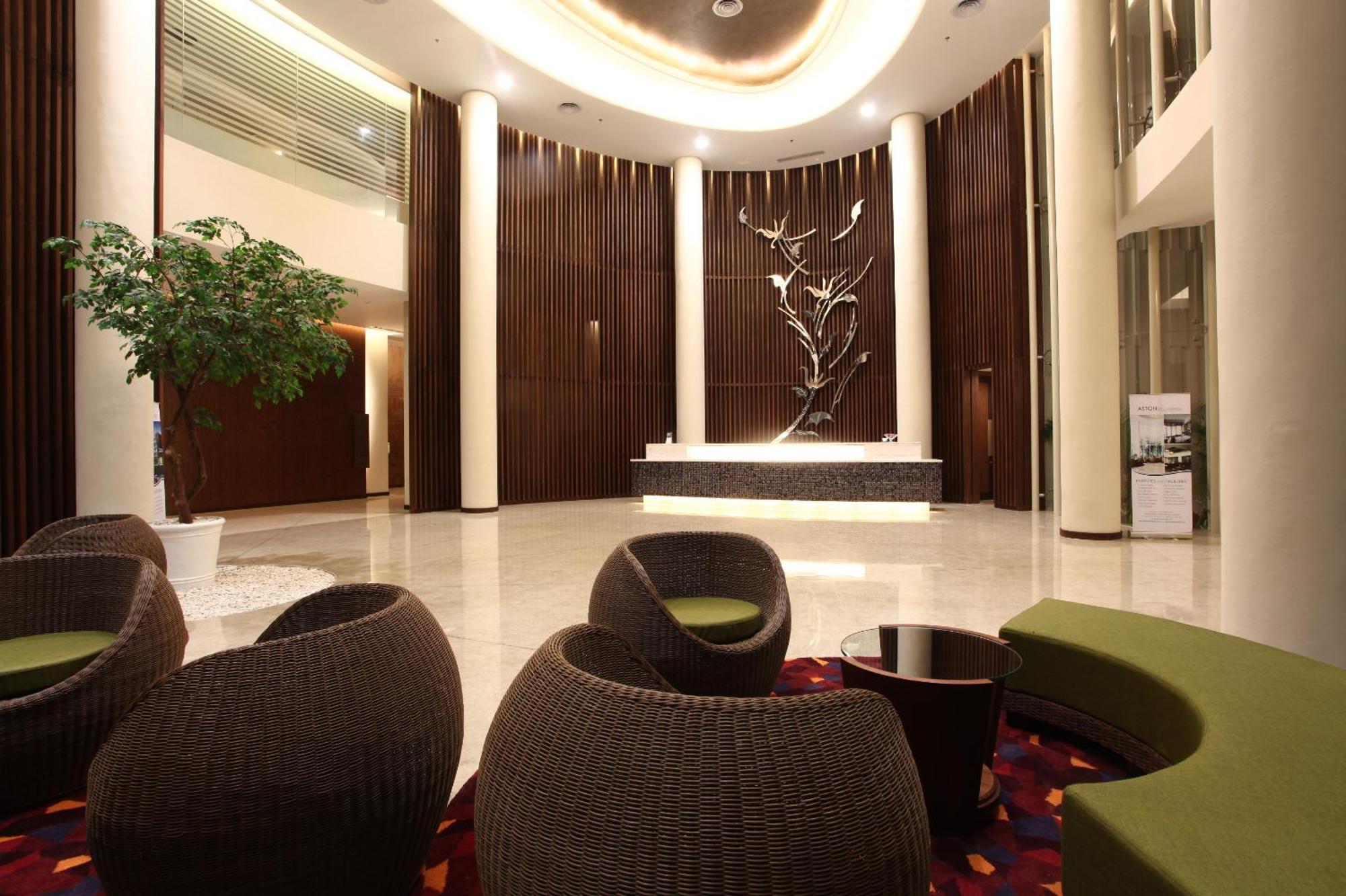 Soll Marina Hotel&Conference Center Bangka Pangkal Pinang Exterior foto